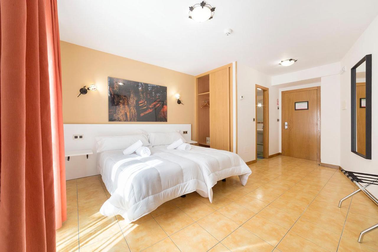 Stellae Luscofusco Hotel Santiago de Compostella Buitenkant foto