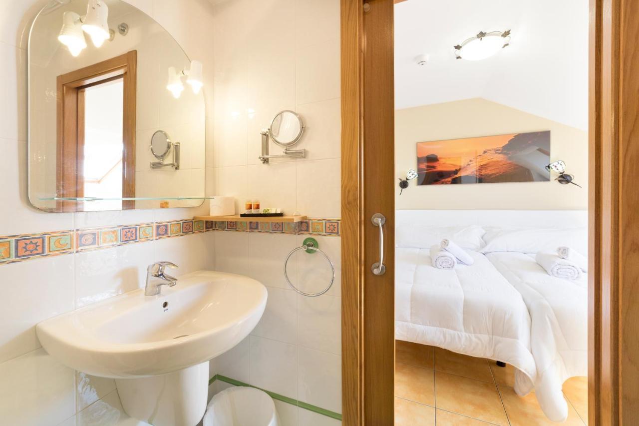 Stellae Luscofusco Hotel Santiago de Compostella Buitenkant foto
